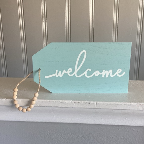 Beautiful Wooden WELCOME Decor Tag Shaped Sign with Beaded Hanger - Picture 4 of 15
